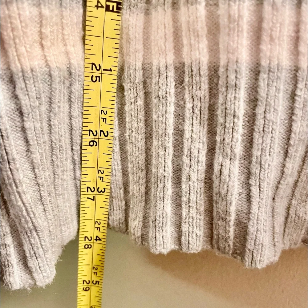 LOFT Gray And White Striped Ribbed Mock Neck Sweater SIZE LARGE GUC!
